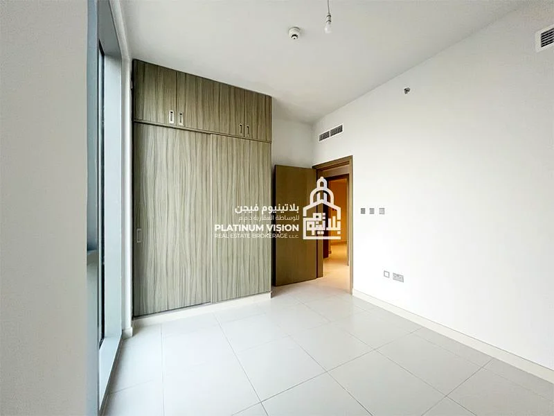 Vacant / Sea View / High Floor / 3BR + Big Balcony / Spacious63844021474818114