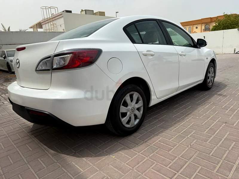MAZDA 3 GCC VERY GOOD CONDITION63490239020034114