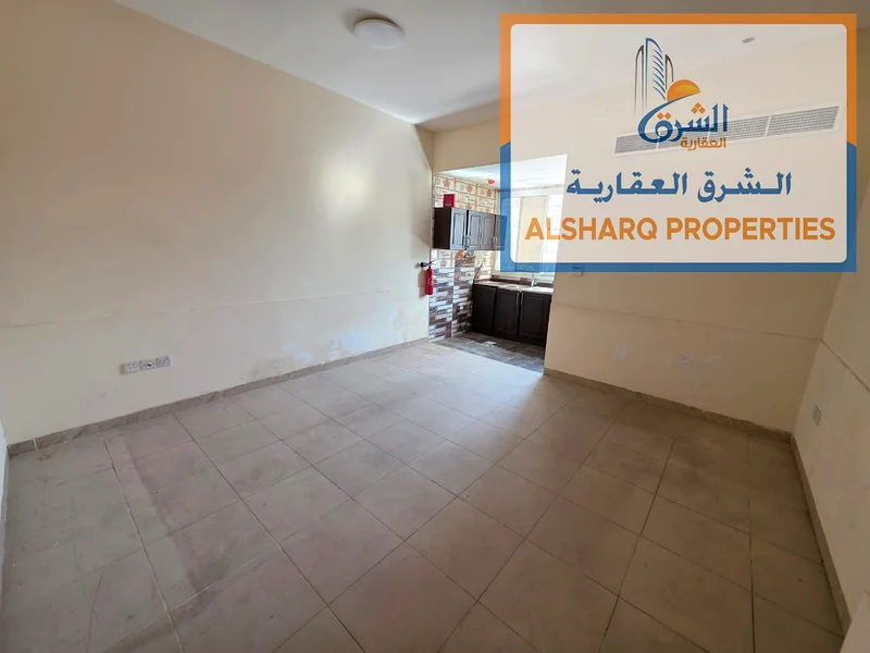 A luxurious studio, one of the most beautiful studios in Ajman, with a large area, a semi-separate kitchen, and a special price.63721432299649114