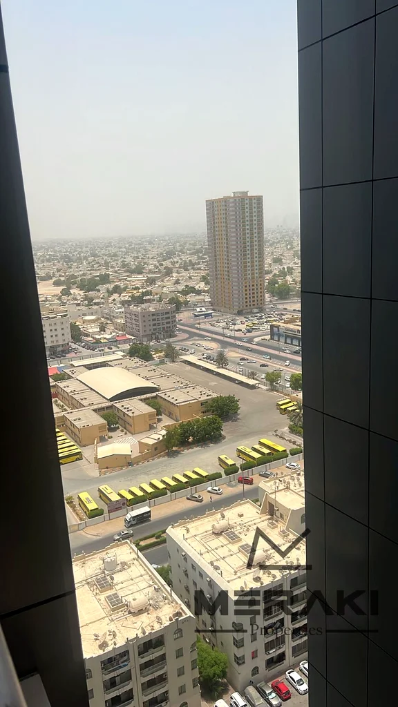 🇦🇪 🔥 Amazing Investment Opportunity – Resale in City Towers 🔥63890580216707112