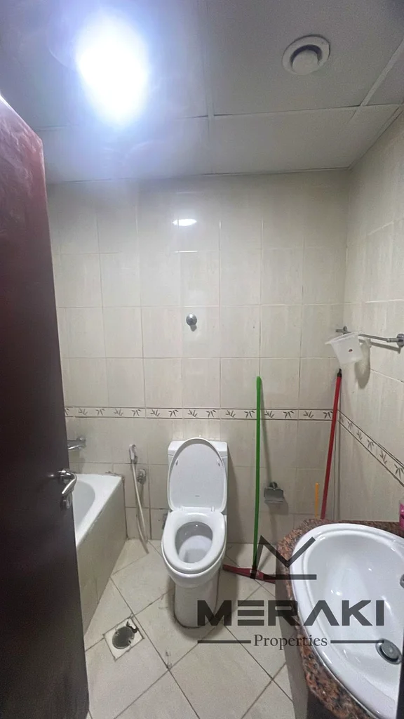 🇦🇪 🔥 Amazing Investment Opportunity – Resale in City Towers 🔥63890580216707113