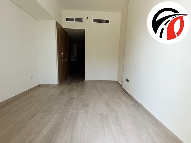 شقة استوديو جديدة تمامًا ومذهلة مع تكييف مجاني وأجهزة مطبخ63802986718851112