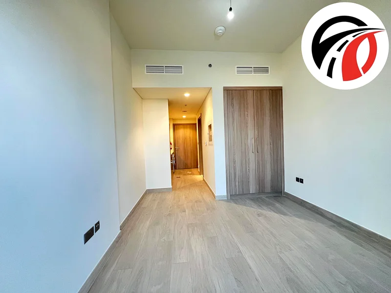 شقة استوديو جديدة تمامًا ومذهلة مع تكييف مجاني وأجهزة مطبخ63802986718851113