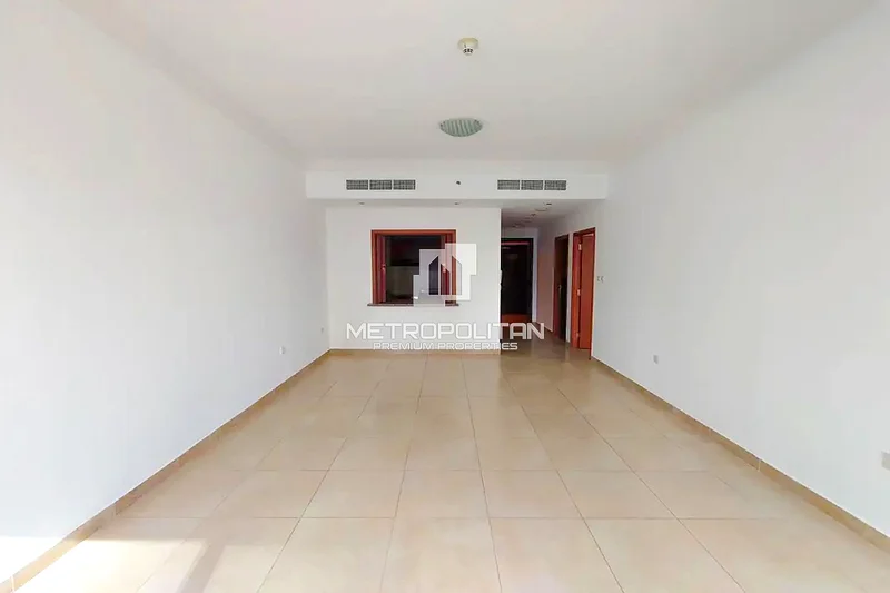 Prime Location | Modern Layout | High Floor64039157837442111