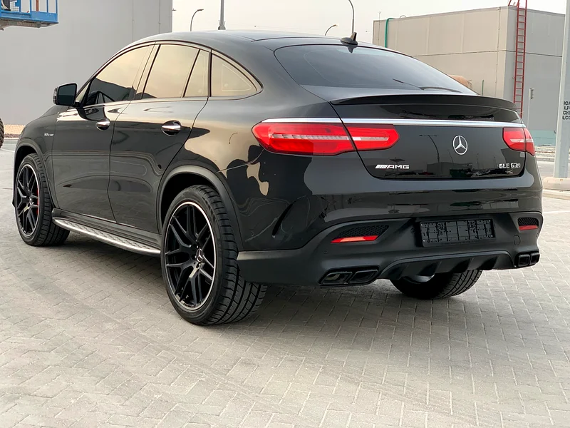 للبيع نوع: مرسيدس بنز GLE63 AMG
خليجي : خليجي 
موديل: 2017
ممشى السياره: 142000
عدد الاسطوانات: V863488643851649113