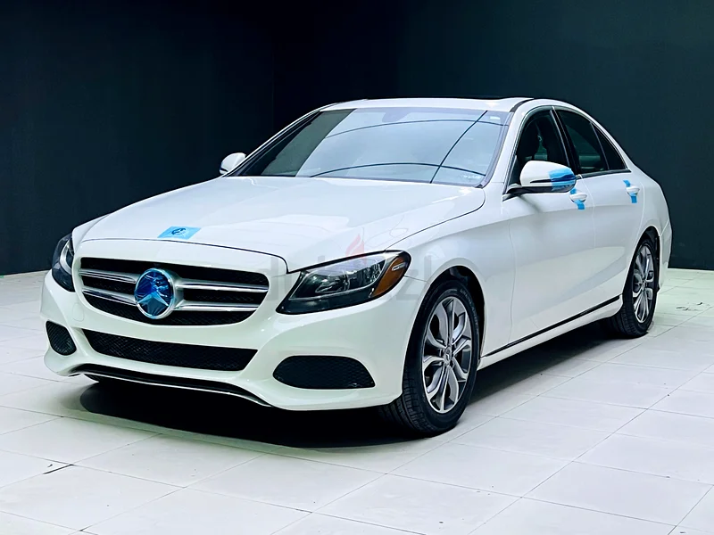 Mercedes C300 2018 (Low mileage)63488578953731111