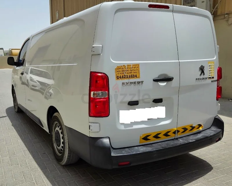 Peugeot Expert 2023 – Warranty + Service Contract Chiller Van | GCC Specs | Excellent Condition63613735088385112