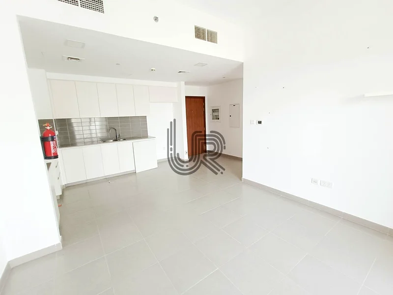 شاغر | طابق منخفض | شاهد اليوم63737362267649113