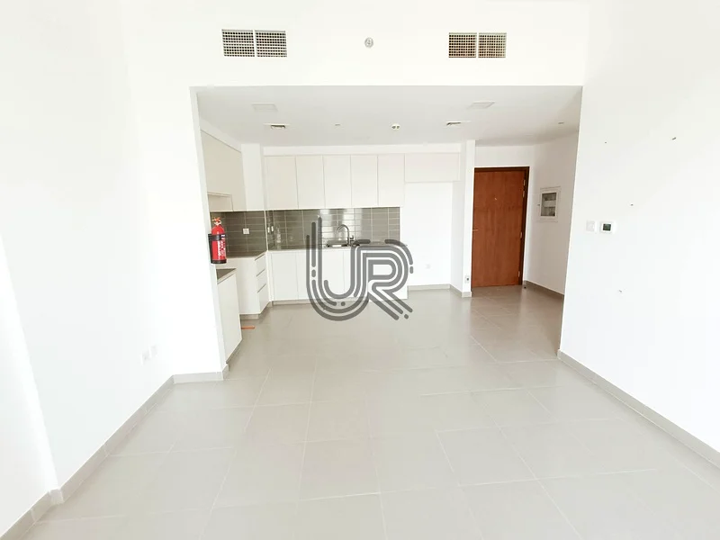 شاغر | طابق منخفض | شاهد اليوم63737362267649111