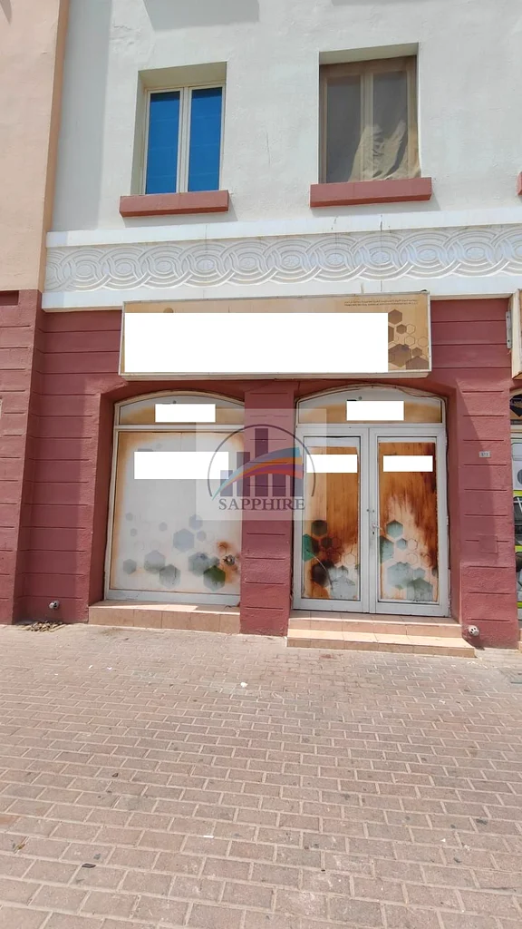 متجر مؤجر للبيع في إنجلترا بسعر 770 ألف درهم صافية للمالك63825781453569110
