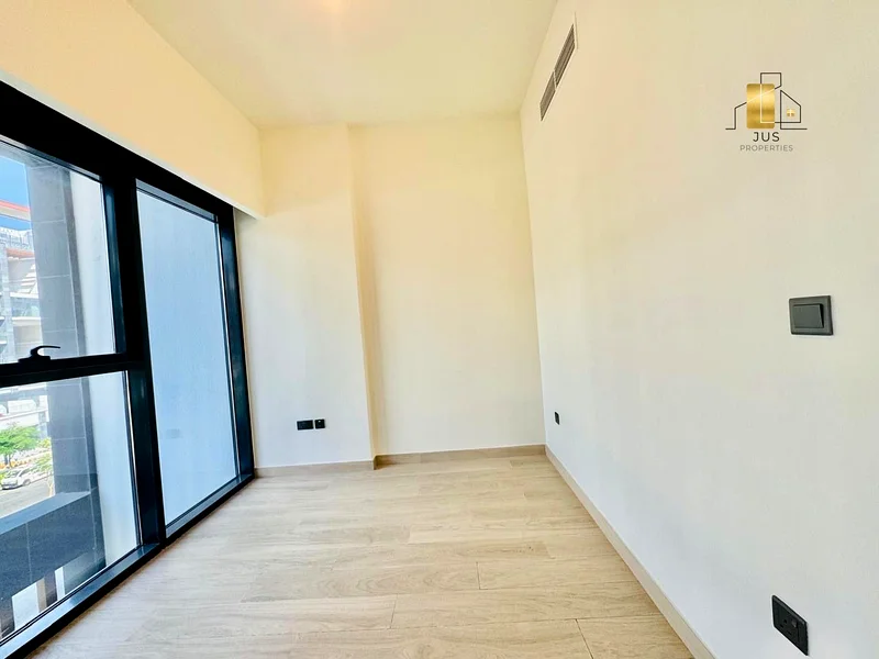 Full Corner Unit | Main Boulevard Facing | Prime Location | Dubai Central63977067726850114