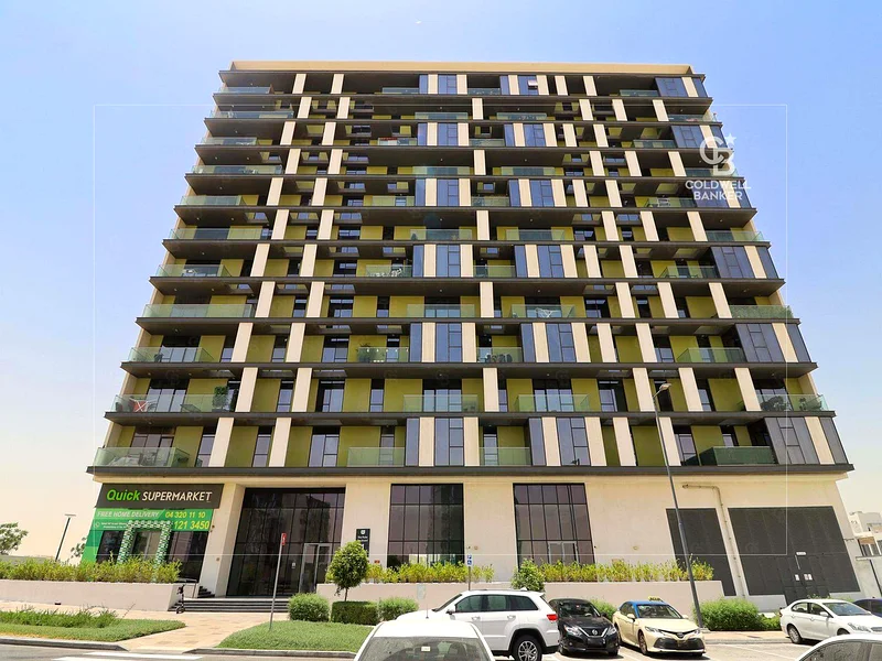 طابق عالي | غرفة نوم واحدة مع غرفة دراسة | بولس63751206315267110