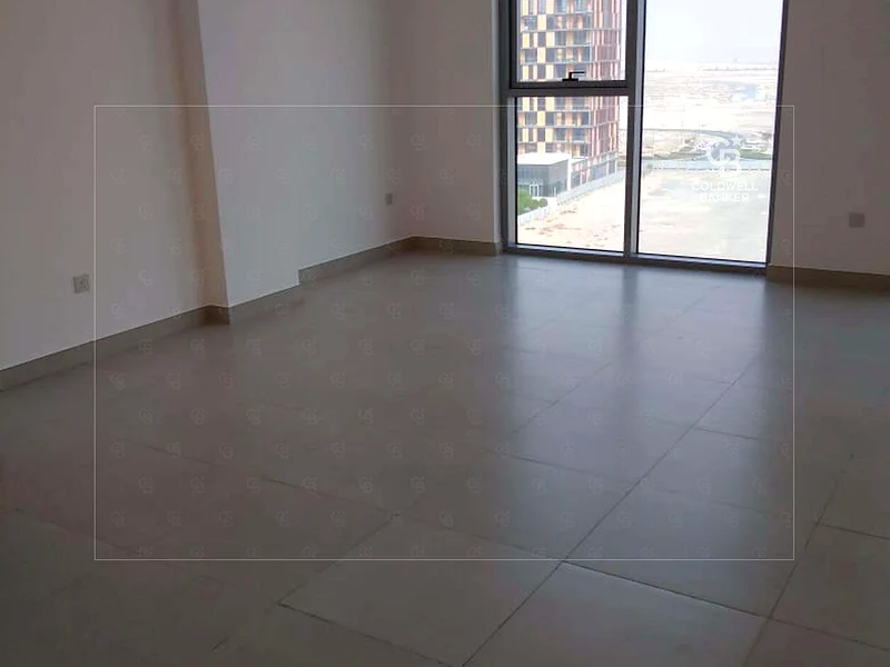 طابق عالي | غرفة نوم واحدة مع غرفة دراسة | بولس63751206315267114