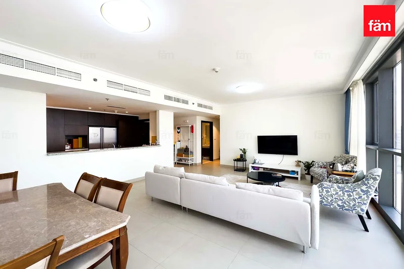 2BHK | Burj View | BRIGHT UNIT | Rented |64027363726081113