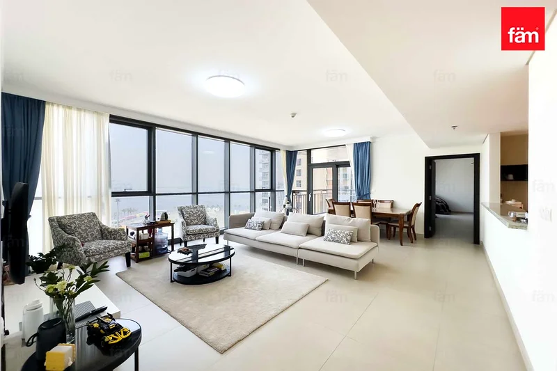 2BHK | Burj View | BRIGHT UNIT | Rented |64027363726081111