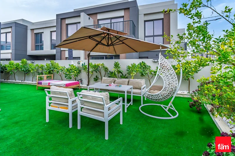 Modern | Private Garden | Semi-Detached | Corner63750735676033110