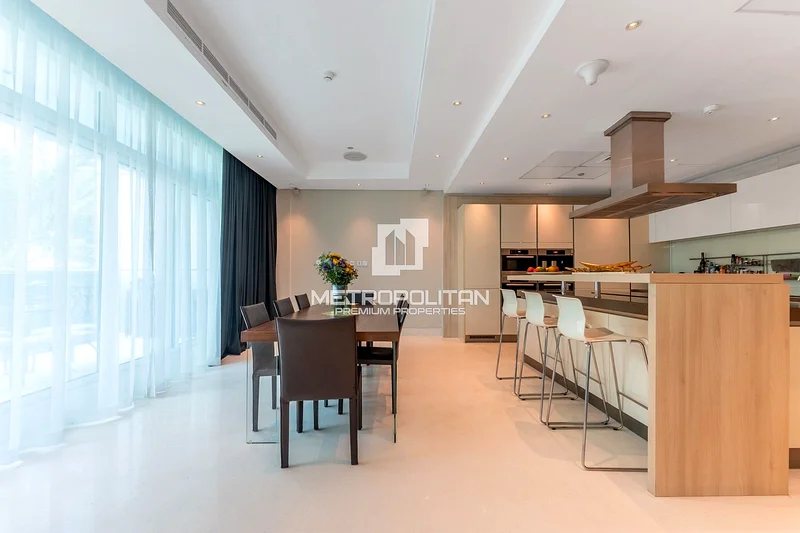 Exclusive | Huge Layout | Prime Location64036515856258113