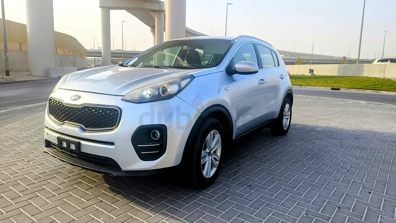 Kia Sportage SUV, Metallic Silver, 2017, GCC, 137K KM, EXCELLENT CONDITION@28900 Only.63489005252226111