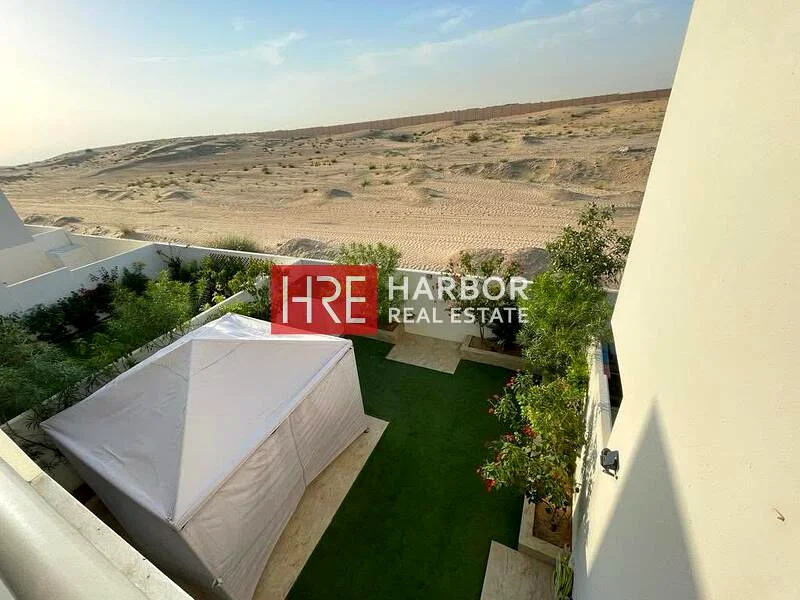 Desert Open view | Single Row |  Special Middle UB64003366194946110