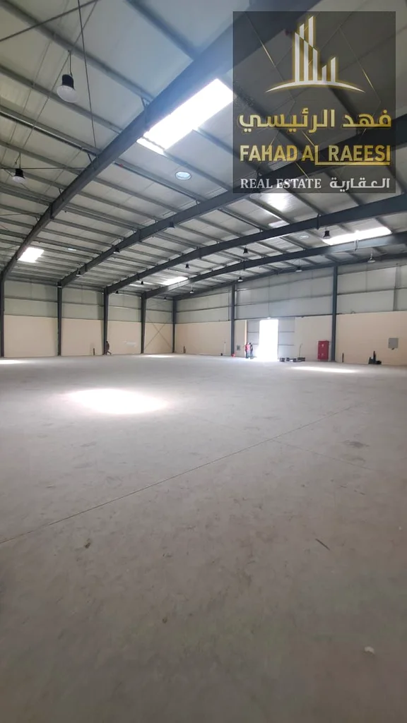For annual rent in one of the most prominent industrial areas in the Emirate of Sharjah - Al Sajaa area, price 1100,00063622733003906113