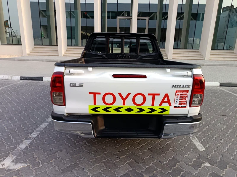 toyota hilux puck gcc car full automatic63488014377986113