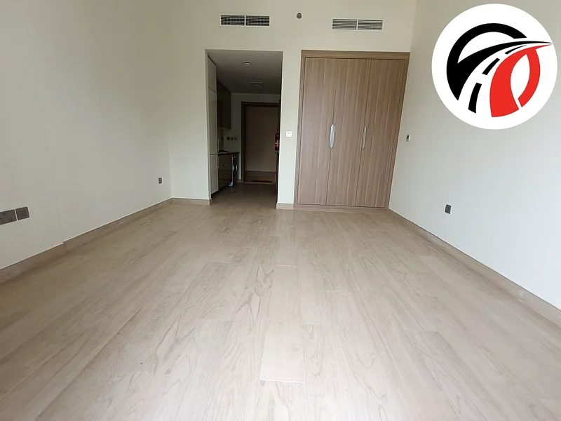 تصميم واسع ومنظر خلاب وشقة ب studio بدون تبريد63802648038915110