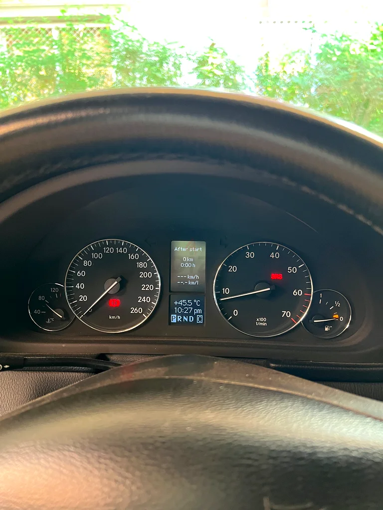 مرسيدس C230 سيارة نظيفة للبيع بشكل عاجل63489099469314112