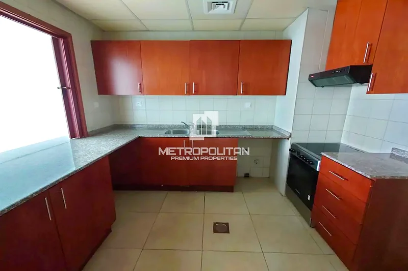 Prime Location | Modern Layout | High Floor64039157837442114