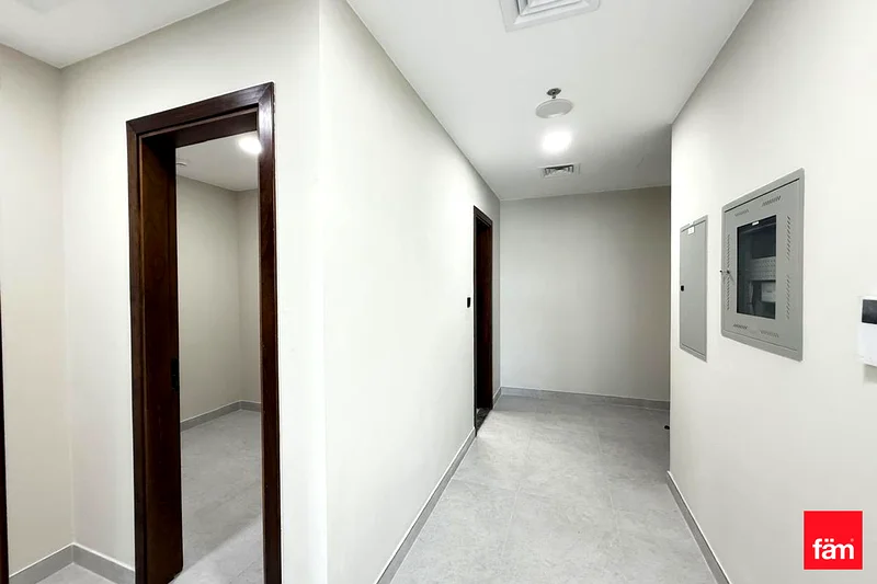 شقتان مع غرفة خادمة | منزل عصري | قريب من مترو63763683854466114