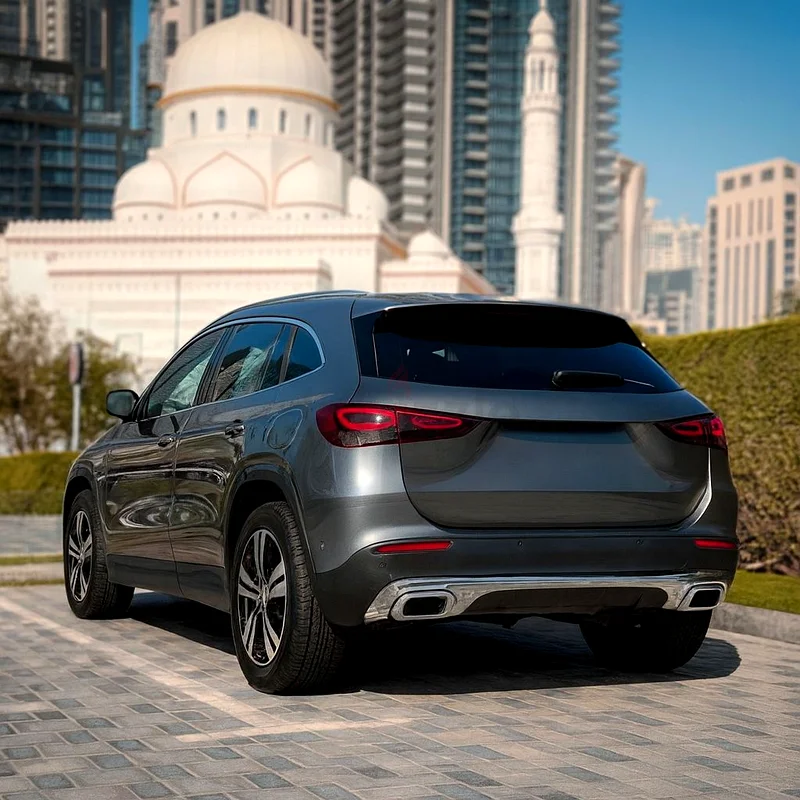 Mercedes GLA 25063488176718977111