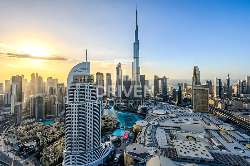 وحدة فاخرة بإطلالة على برج خليفة ووحدة مخدومه63799763133954111