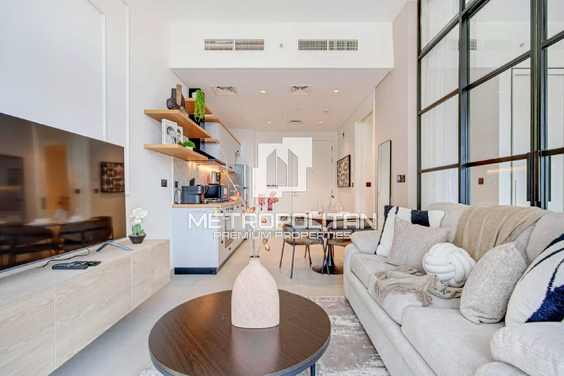 Unique Design | Investors Deal | Prime Location64043342706434111