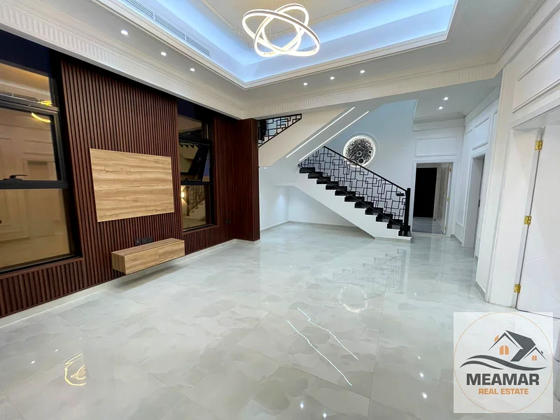 الفيلا التي تحلم بها بجوار مجمع أزها على الطريق الرئيسي وبسعر خاص. طابقين أ63914831676162111