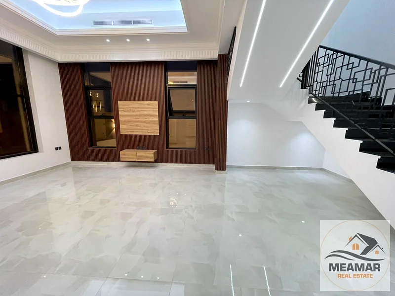 الفيلا التي تحلم بها بجوار مجمع أزها على الطريق الرئيسي وبسعر خاص. طابقين أ63914831676162113