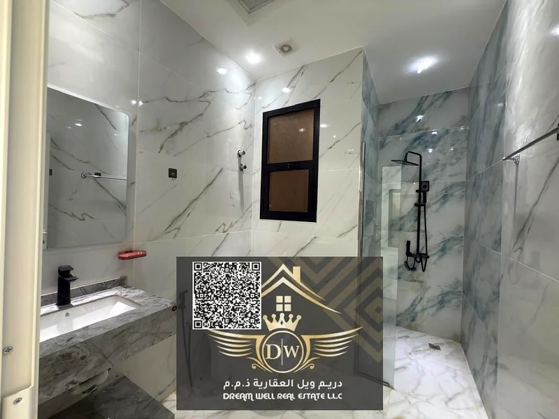 فيلا جديدة مكونة من ست غرف نوم للإيجار في حي الياسمين | تصميم عصري | موقع متميز63718109808386113