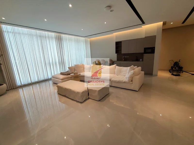 Contemporary Ultra-Modern Villa | Prime & Central Community63742188544513112
