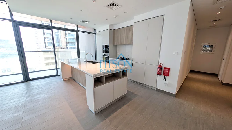 BRAND NEW UNIT | CORNER UNIT | PANAROMIC VIEW64014616202882110