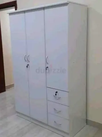 Cabnet 3door brand new