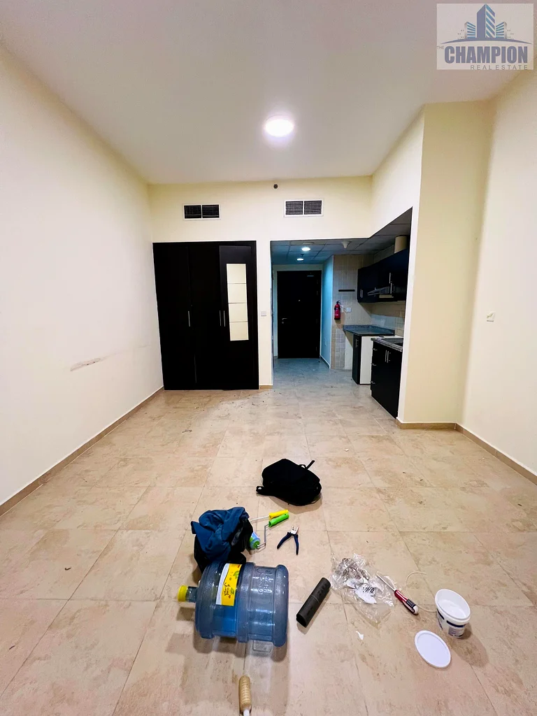 FREE HOLD STUDIO SALE  | CHILLER FREE | UNFURNISHED | GREAT INVESTMENT WILL BE VACANT SOON |63978726283137111