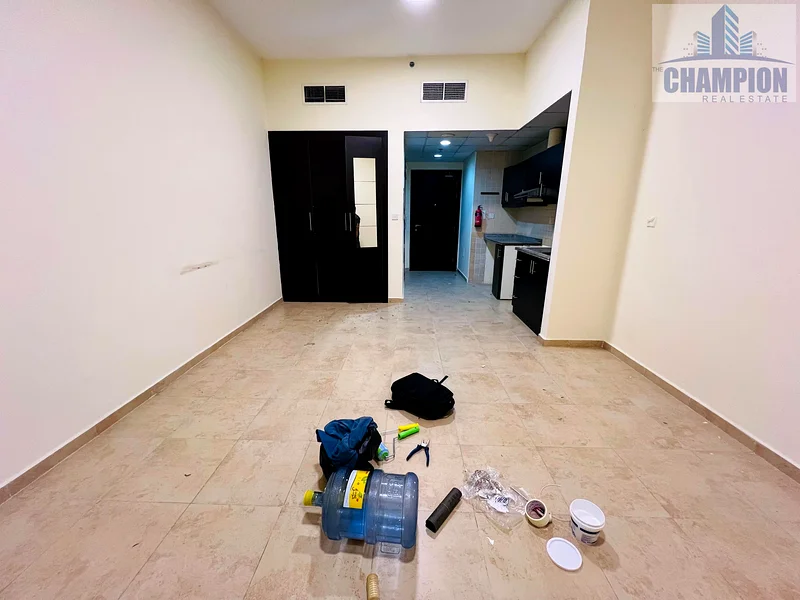 FREE HOLD STUDIO SALE  | CHILLER FREE | UNFURNISHED | GREAT INVESTMENT WILL BE VACANT SOON |63978726283137110
