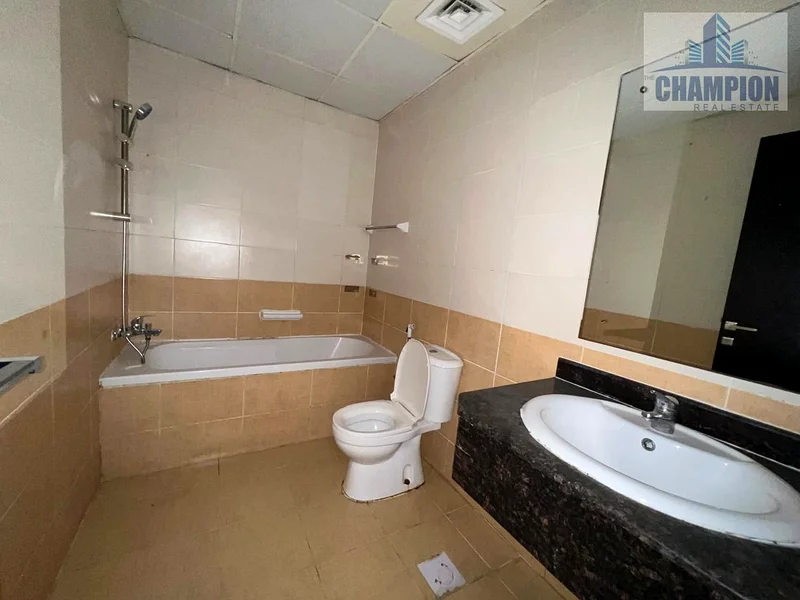 FREE HOLD STUDIO SALE  | CHILLER FREE | UNFURNISHED | GREAT INVESTMENT WILL BE VACANT SOON |63978726283137114