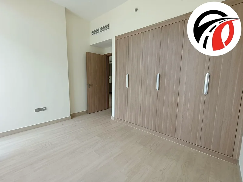 شقة حديثة فائقة المساحة بغرفة نوم واحدة بإطلالة خلابة وبدون رسوم التبريد63802986735619114