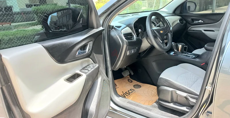 2019/ EQUINOX/ GCC/4CYL/ 100% ORIGINAL PAINT/ FULL SERVICE DONE63489451927297114