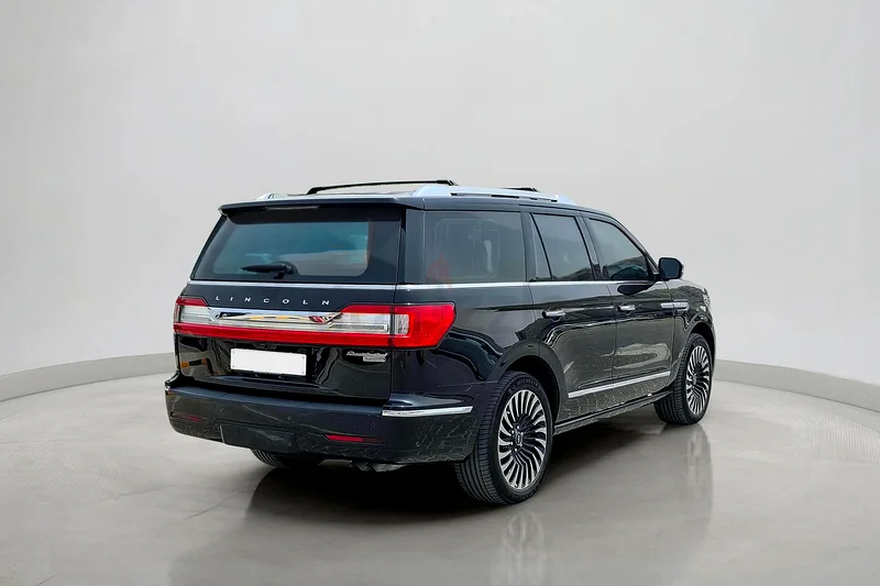 2018 Lincoln Navigator Presidential 3.5L | GCC | Warranty and Service Contract valid until July 202863491341055489113