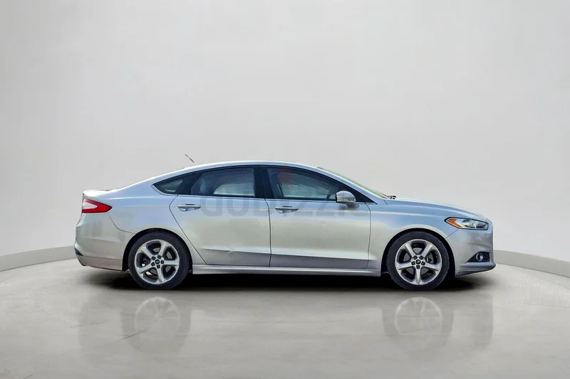 2015 Ford Fusion Se 2.5L | GCC Specifications63488776079363112