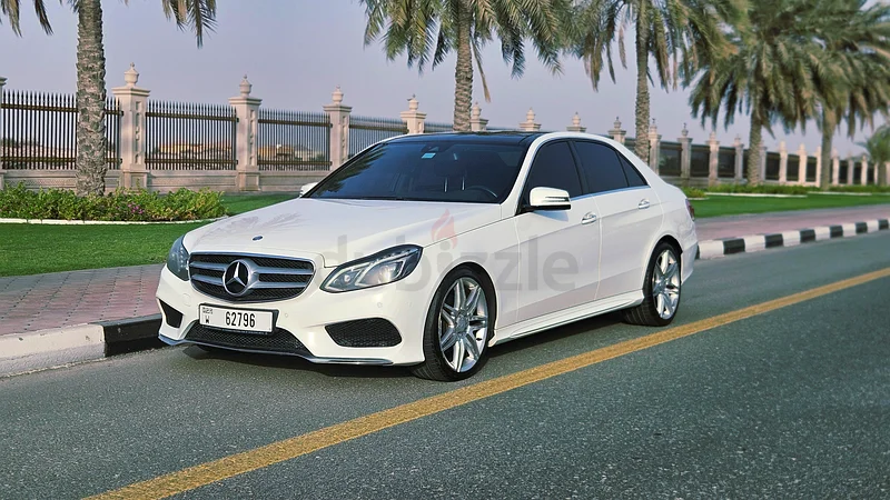 Mercedes-Benz E300 2014 – GCC Specs – Full Option – Panoramic Roof63488411088002111