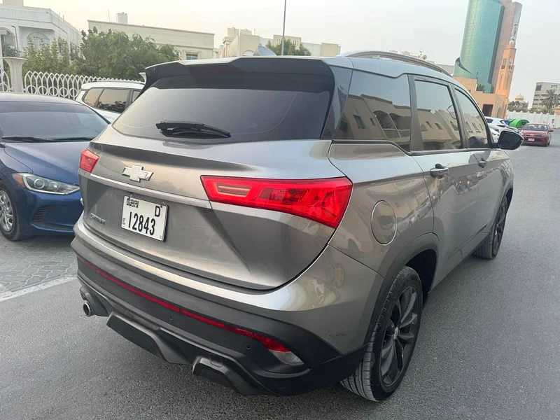 Chevrolet Captiva LTZ GCC only 61,000 k.m 7 seaters63489326331651111