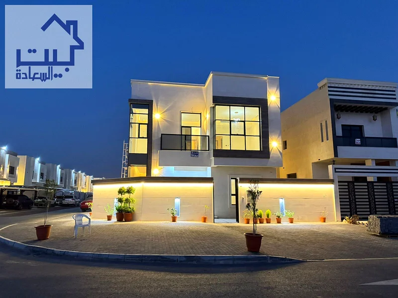 فرصة ذهبية بتشطيبات مميزة وتصميم ممتاز في منطقة الهيليو 2، مقابل مجتمع أزها، بسعر يشمل الماء والكهرباء63898554089858111
