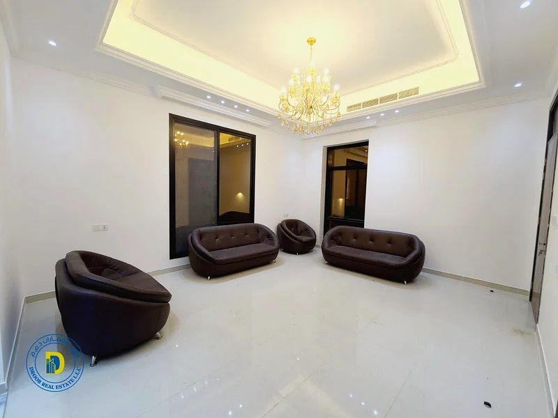 فيلا فاخرة بتصميم حديث للبيع في الحيلو 2، عجمان، 6 غرف وسطح، بسعر خاص جدًا، تمويل مصرفي 100%63912903982979114