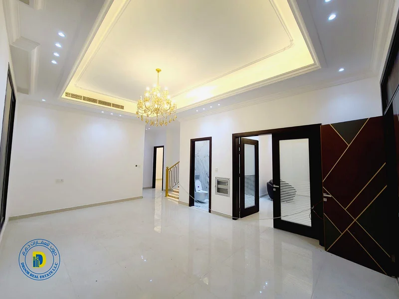 فيلا فاخرة بتصميم حديث للبيع في الحيلو 2، عجمان، 6 غرف وسطح، بسعر خاص جدًا، تمويل مصرفي 100%63912903982979112